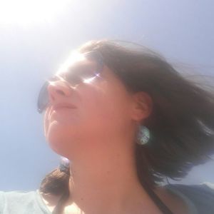 Meet your Posher, Abigail